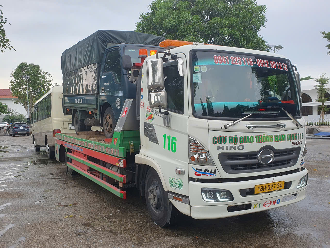 Dấu hiệu cần thay dầu hộp số và cách khắc phục