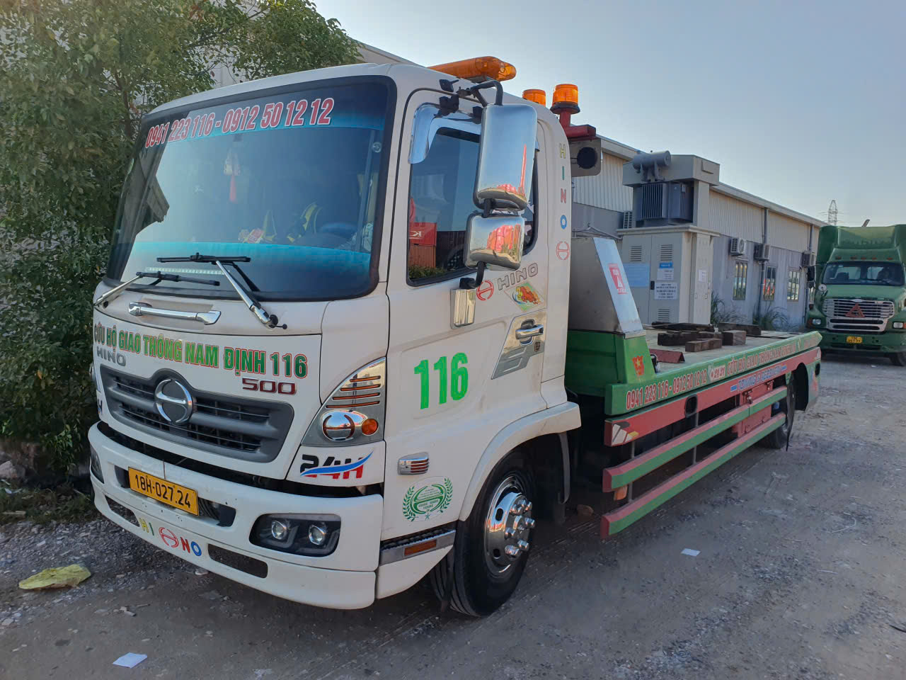 Sàn xe ô tô bị vô nước – Nguyên nhân và cách khắc phục như thế nào ?