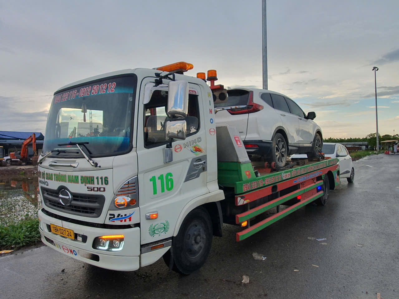 Cẩu kéo, cứu hộ giao thông